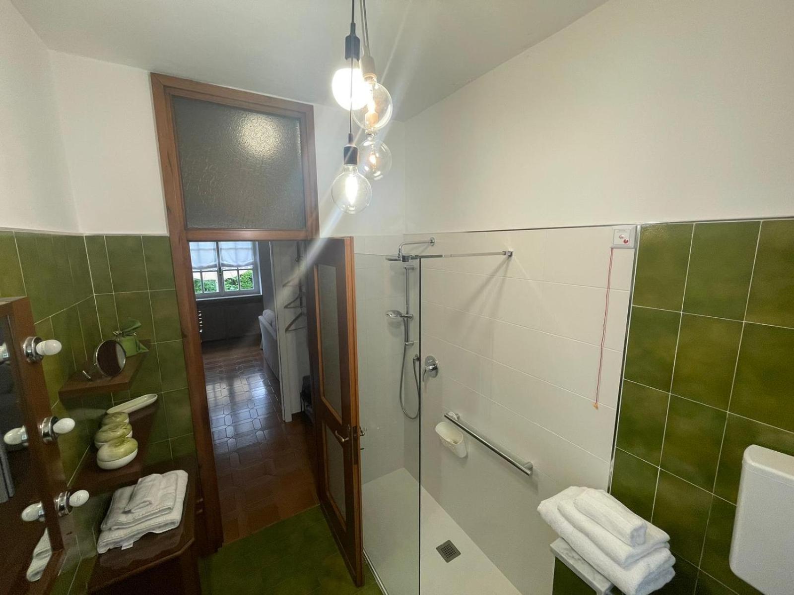 B&B Marilena Guanzate Exteriör bild